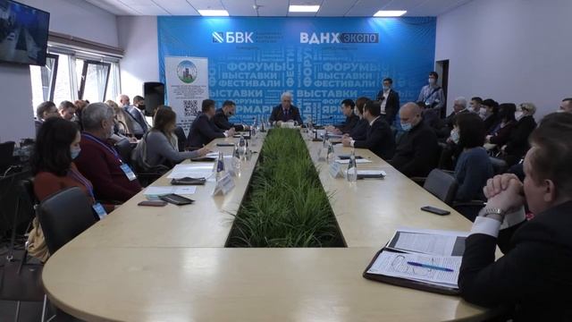 Секция «Роль общественных советов в реализации программы капитального ремонта» смотреть онлайн