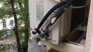 Демонтаж кондиционера HITACHI