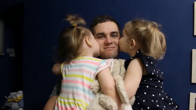 Поздравление c днем свадьбы от друзей смотреть онлайн