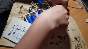 ✅КАК СДЕЛАТЬ POWERBANK 3 В 1 СВОИМИ РУКАМИ. ЭЛЕКТРОШОКЕР, ФОНАРЬ И ЗАРЯДКА!