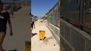 Ейск. Пляж базы отдыха Песчаная коса. Азовское море. Таганрогский залив. Ейская коса. Август 2018