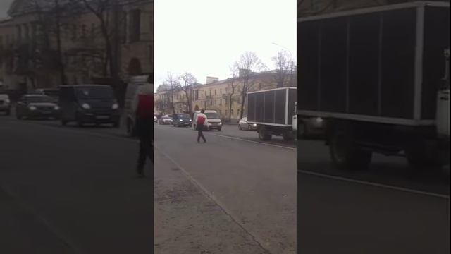 первый бал Наташи Ростовой ))