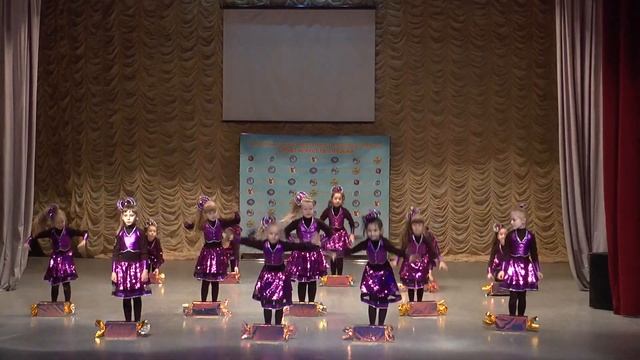 танец "Сладкоежки" танцевальная студия "Этуаль" #танцы #эстрадныетанцы