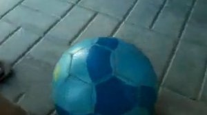 Как првильно пинать мяч