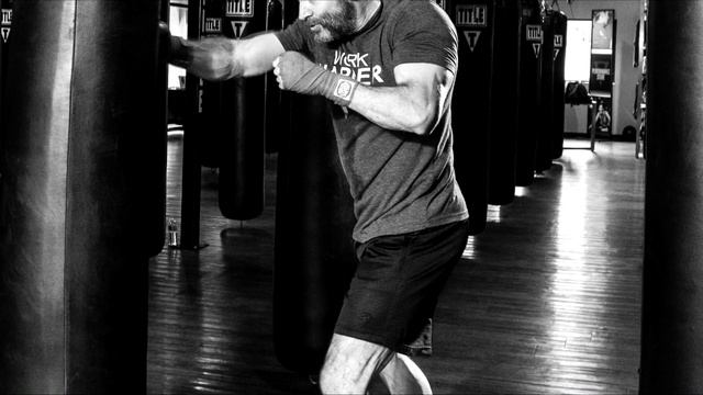 ШИКАРНАЯ Музыка для тренировок - Музыка для бега - Мотивационная музыка #19 смотреть онлайн