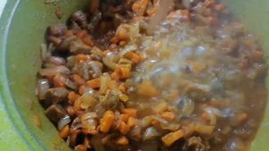 4. Сочная гречневая каша с мясом и морковью?.