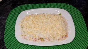 Салат копченая Курица, Ананас, Сыр