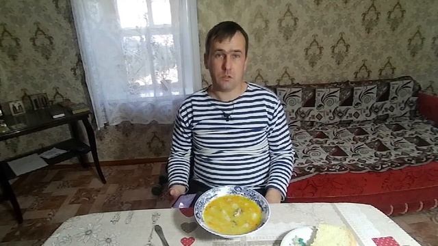 Готовка мужика. Тесто. Первый пирог! смотреть онлайн