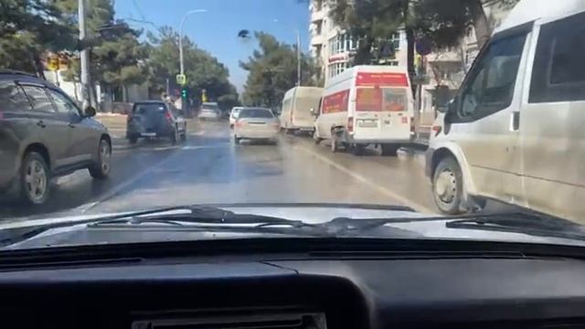 Новороссийск после урагана 11.03.2021. Репортаж с улиц города. (Папа Может)
