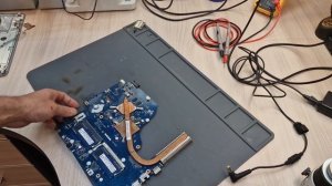 Acer V3-572G LA-B162P мерцает экраном при включении