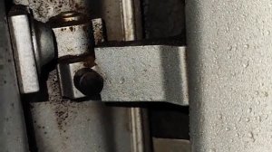 Люфт петли skoda rapid 113000 км  пробега.