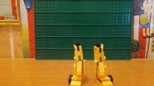 Туториал как зделать из LEGO Бамблби и мини трансформера " сори за неадекватность, видео старое"