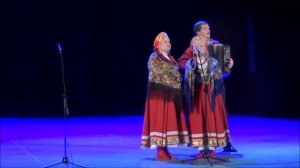 "Надела валенки"