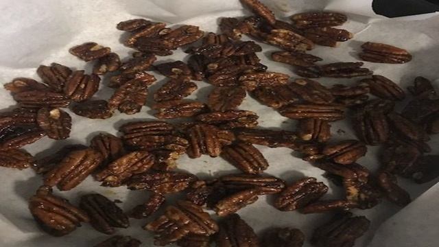 Карамелизированные орехи пекан со специями