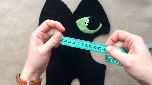 Детский шлем из флиса "Беззубик". МК+выкройка смотреть онлайн