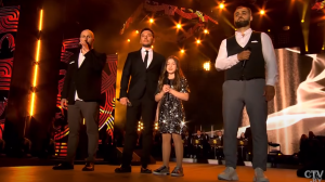 «Помолимся за родителей» — Руслан Алехно, Анастасия Беришвили, Реваз Пипия и Николоз Гиоргадзе.