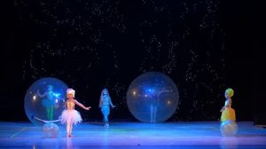 РУСАЛОЧКА. ПЕСНЯ РУСАЛОЧКИ ВЕСЬ ЭТОТ МИР. 20 - ие ТТ ЩЕЛКУНЧИК. ДК САЛЮТ.