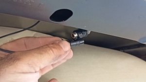 Как снять или заменить антенну на авто. На примере Citroen C3 2007.