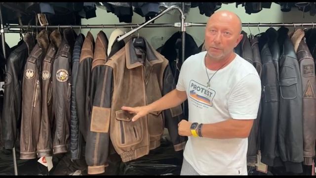 Обзор кожаной куртки Top Gun смотреть онлайн