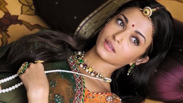 Гарем махараджи: жизнь женщин в "золотой клетке" смотреть онлайн