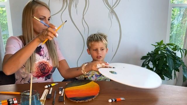 Осенний пейзаж нарисовать легко. Дети рисуют красками. смотреть онлайн