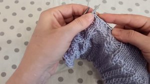 Видео 3. Деталь переда для кардигана и мк узора.