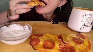 Мукбанг ПИЦЦА ИЗ ТОРТИЛЬИ/ASMR EATING PIZZA
