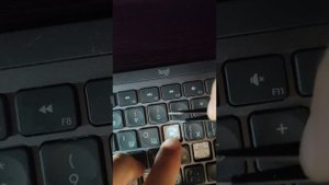 Снять клавишу и ножничный механизм на клавиатуре Logitech Mx keys и craft