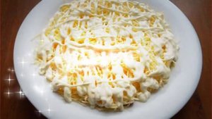 Салат 'Мимоза' с картофелем и твердым сыром