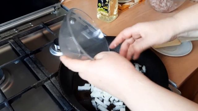 Праздничная закуска - фаршированные шампиньоны смотреть онлайн