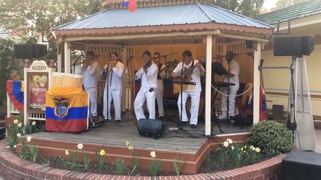 Ecuador Manta - Atahualpa Linda Bella / San Juanito смотреть онлайн