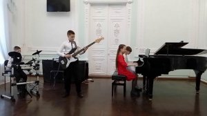 К.Ори, Б.Скотт "Уйдём отсюда".