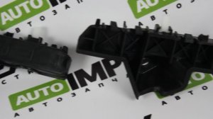 Hyundai Solaris II 2017-2024 года. Крепежи переднего бампера боковые