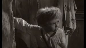 Нахалёнок. "Вот выпадут у тебя зубы, а я жевать тебе не буду!.."