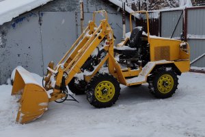 Обзор самодельного фронтального полноприводного, полноуправляемого погрузчика