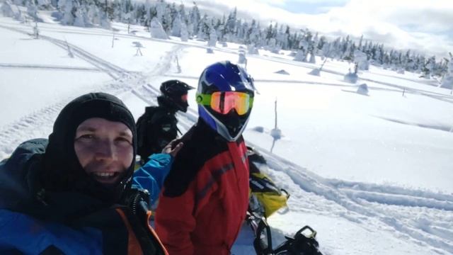 Опасно горы! Сбежал снегоход! Arctic Cat ALPHA. смотреть онлайн