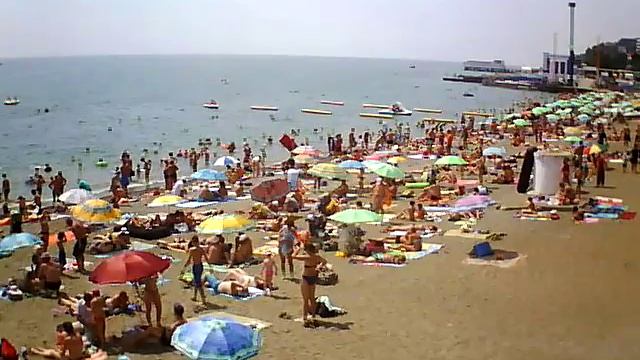 Вебкамера "Центральный пляж". Запись 05.07.2016 11:00:03 смотреть онлайн
