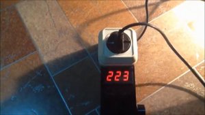 Регулятор напряжения с розеткой. 2018 год.