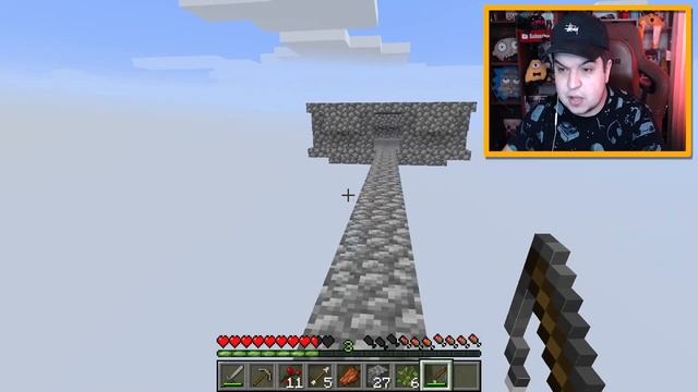 ОТКУДА У МЕНЯ ЭТА АЧИВКА ЗОМБИ НА СКАЙБЛОКЕ В МАЙНКРАФТ! смотреть онлайн