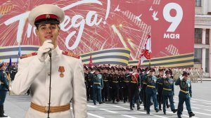Алые погоны (муз. Д.Елагиной, сл. Г. Болдырева) исполняет  Галаев Глеб и ансамбль Доминанта СПБКВК