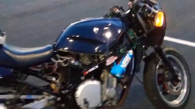 1988 Honda CBR Hurricane 1000F смотреть онлайн