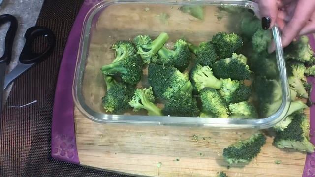 Запечённая красная рыба с брокколи.  Вкусный и полезный ужин. #рецепты #рецептыпп #зож #рыба