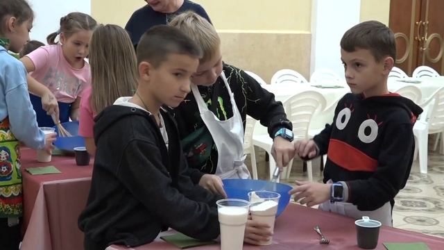 «Кем я хочу стать?». Школьники в Красноармейске знакомятся с разными профессиями смотреть онлайн