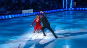 Анита Цой и Алексей Тихонов. "Концерт для фортепиано #23". Фрагмент выпуска от 27.10.2013