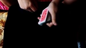 ФОКУСЫ С КАРТАМИ И ИХ СЕКРЕТЫ - КАК УДИВИТЬ ДРУЗЕЙ ФОКУСАМИ