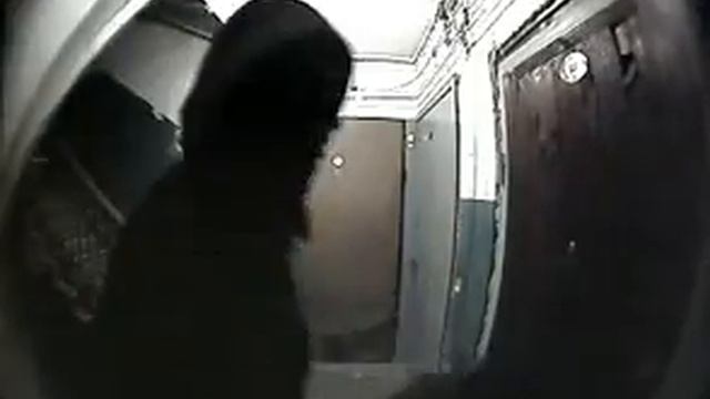 Вот так вот воруют лампы в подъезде ВОРЫ! смотреть онлайн