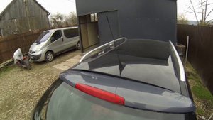 Renault Megane 2 Tailgate Spoiler Removal