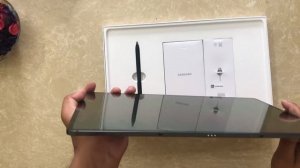 Samsung Galaxy Tab S8 Ultra 14.6 inch, S-AMOLED, 12 GB & 256 GB Expandable, S Pen, Wi-Fi+ 5G Tablet