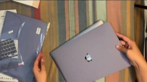 Space Gray Macbook Air M1 2020 unboxing (with Accessories)