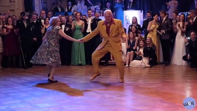 Відпочинок на пенсії має бути таким))) відеонарізка для привітання смотреть онлайн